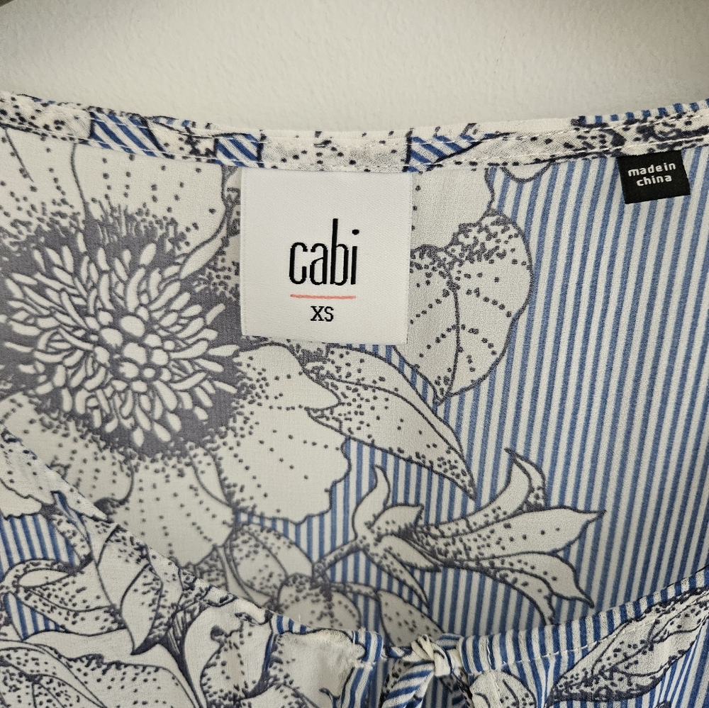 Cabi blue floral pullover blouse #5387 - Picture 5 of 8